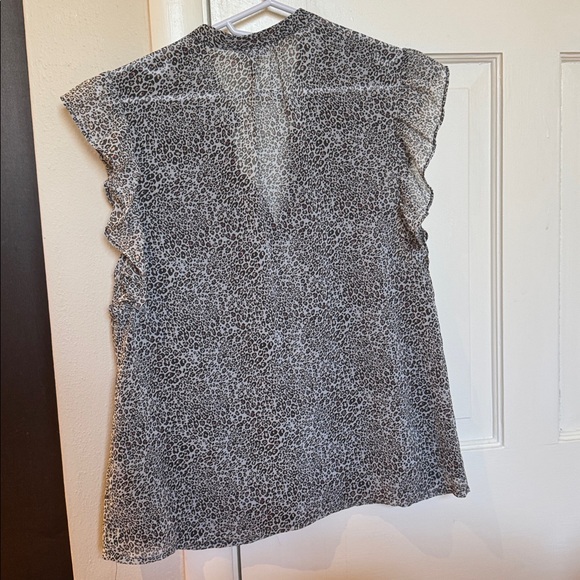 Steve Madden Cheetah Print Blouse - Picture 3 of 4